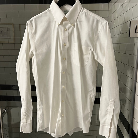 Brooks Brothers White Dress Shirt Timeless Classic - Picture 1 of 3